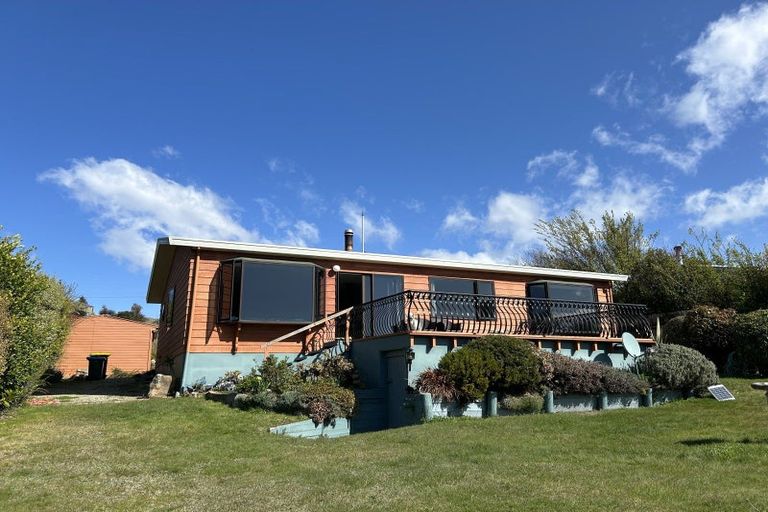 Photo of property in 224 Lakeview Terrace, Lake Hawea, Wanaka, 9382