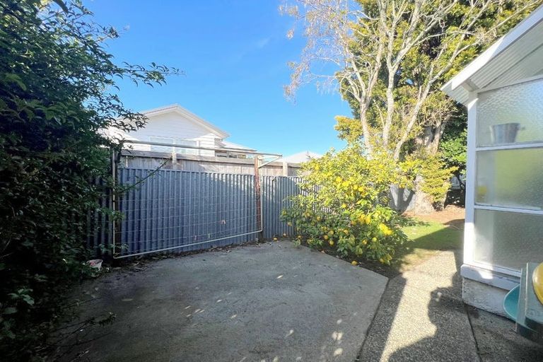Photo of property in 1b Brocas Avenue, Hillcrest, Hamilton, 3216