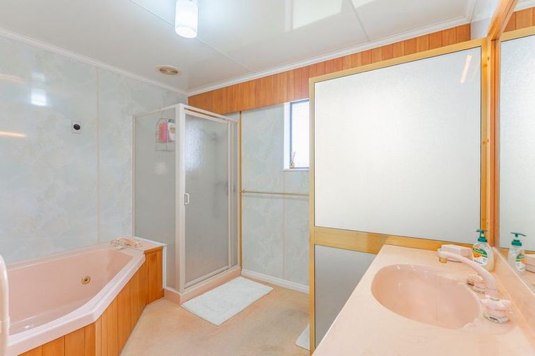 Photo of property in 1 Iti Street, Otaki, 5512