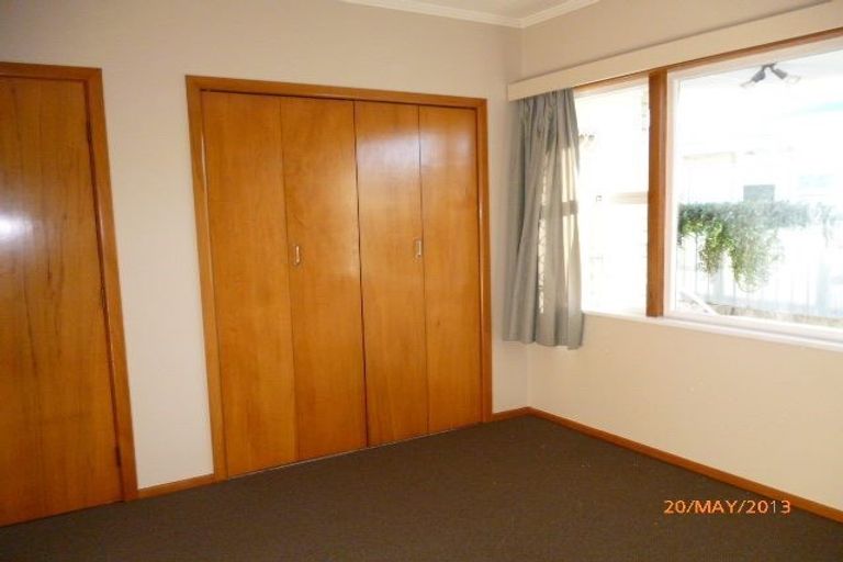 Photo of property in 2/210 Grove Road, Mayfair, Hastings, 4122