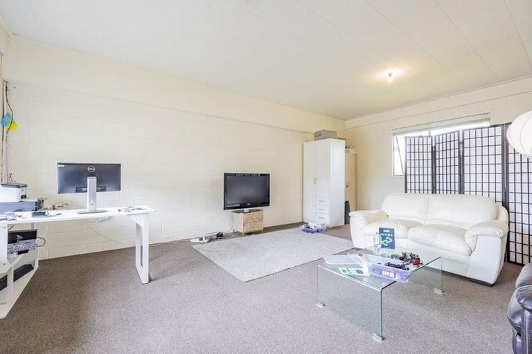 Photo of property in 48a Woodlands Crescent, Browns Bay, Auckland, 0630