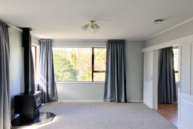 Photo of property in 13 Freya Place, Torbay, Auckland, 0630