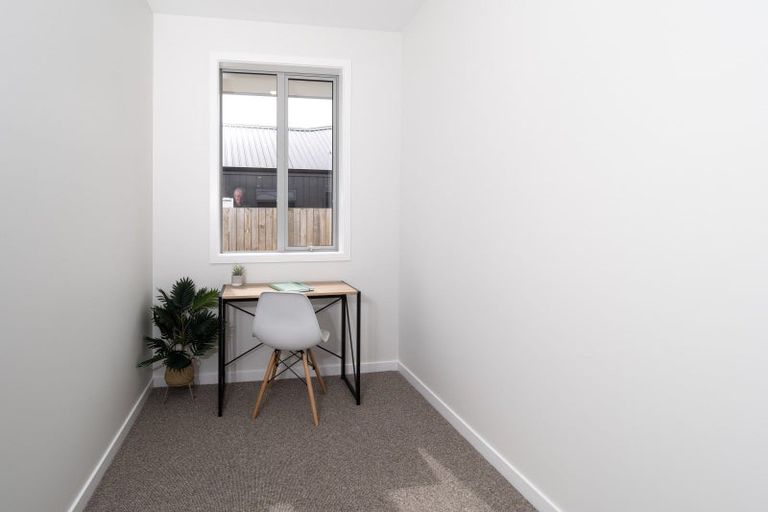 Photo of property in 8 Jag Way, Tinwald, Ashburton, 7700