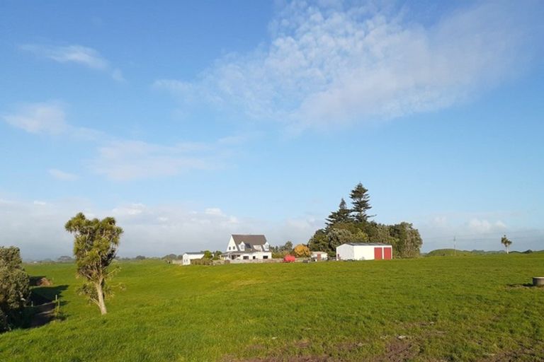 Photo of property in 396 Cape Road, Pungarehu, Opunake, 4685