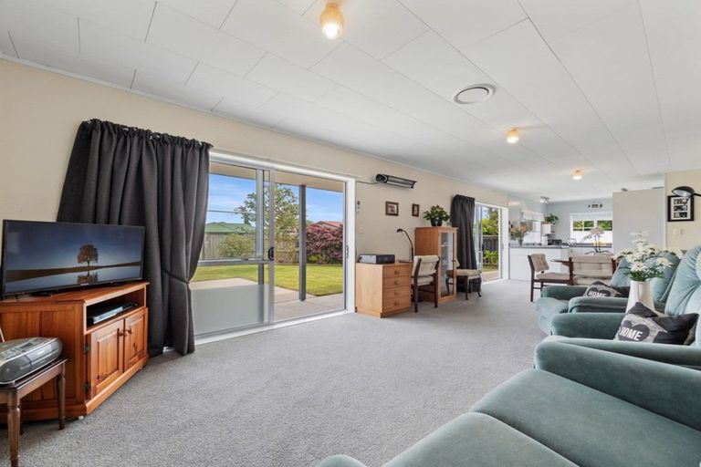 Photo of property in 34a Longstead Avenue, Papamoa Beach, Papamoa, 3118