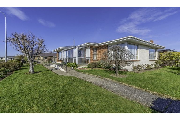 Photo of property in 126 Carvarvon Street, Glengarry, Invercargill, 9810