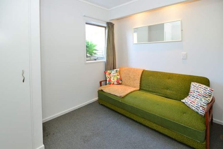 Photo of property in 15 Everard Avenue, Army Bay, Whangaparaoa, 0930