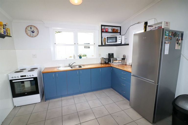 Photo of property in 1a Waterloo Street, Dannevirke, 4930