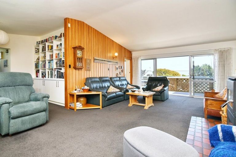 Photo of property in 206 Major Hornbrook Road, Mount Pleasant, Christchurch, 8081