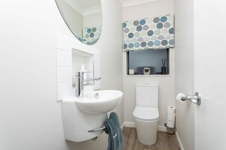 Photo of property in 12 Totaramahonga Road, Dannevirke, 4972