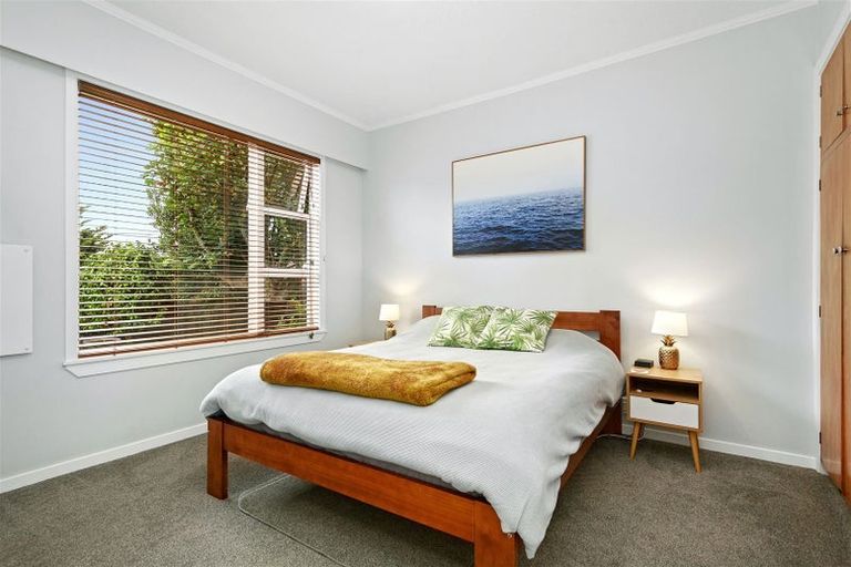 Photo of property in 19 Elizabeth Street, Moera, Lower Hutt, 5010
