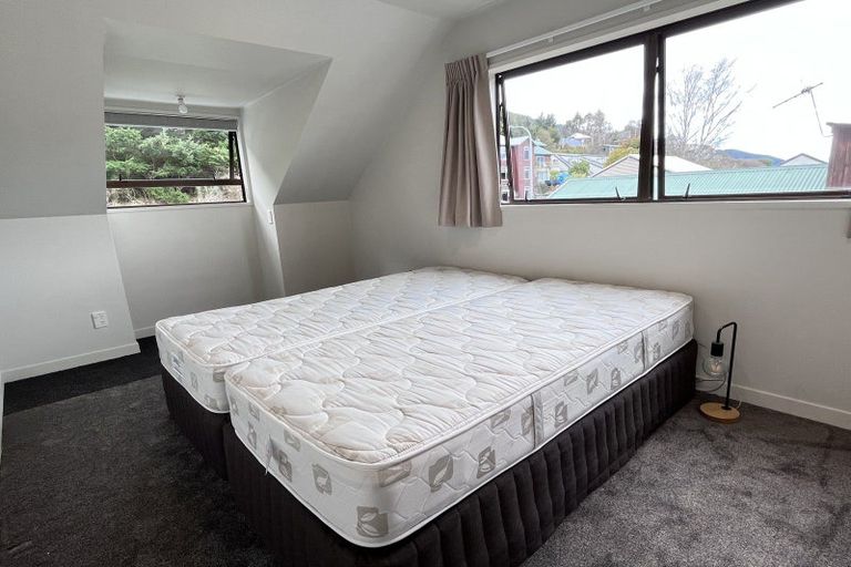 Photo of property in 20 Dart Place, Fernhill, Queenstown, 9300