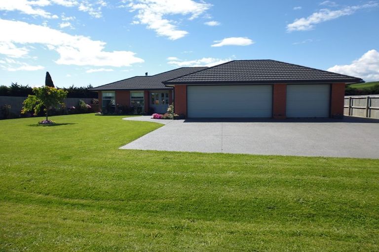 Photo of property in 43 Willowside Place, Amberley, 7410