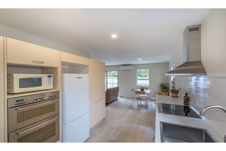 Photo of property in 11 Hutcheson Street, Sydenham, Christchurch, 8023