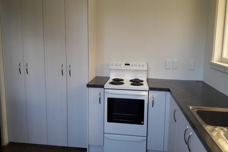 Photo of property in 2/124 Brookside Terrace, Bryndwr, Christchurch, 8053