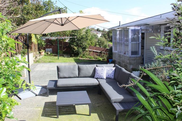 Photo of property in 70 Handforth Street, Onerahi, Whangarei, 0110
