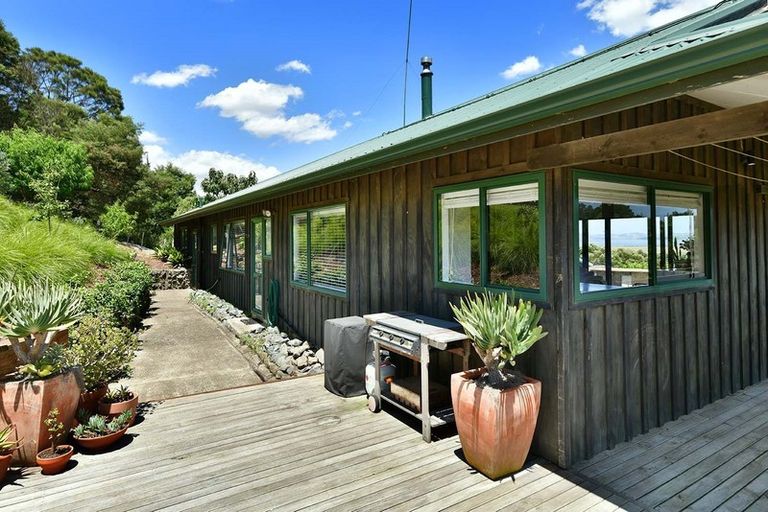 Photo of property in 2298 Kaipara Coast Highway, Makarau, Warkworth, 0984