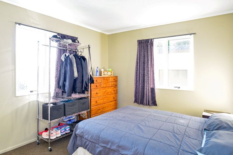 Photo of property in 805b Hastings Street North, Hastings, 4122