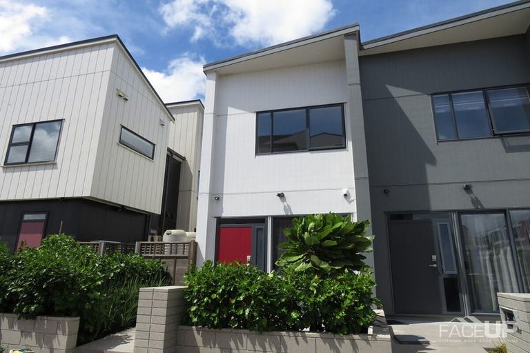 Photo of property in 4 Sidney Wallingford Way, Hobsonville, Auckland, 0616