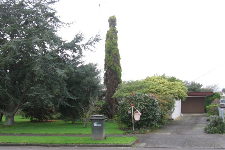 Photo of property in 16 Norwich Place, Awapuni, Palmerston North, 4412