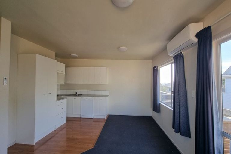 Photo of property in 5/18 Lambley Road, Titahi Bay, Porirua, 5022