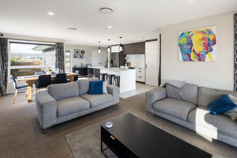 Photo of property in 15 Hyatt Close, Leamington, Cambridge, 3432