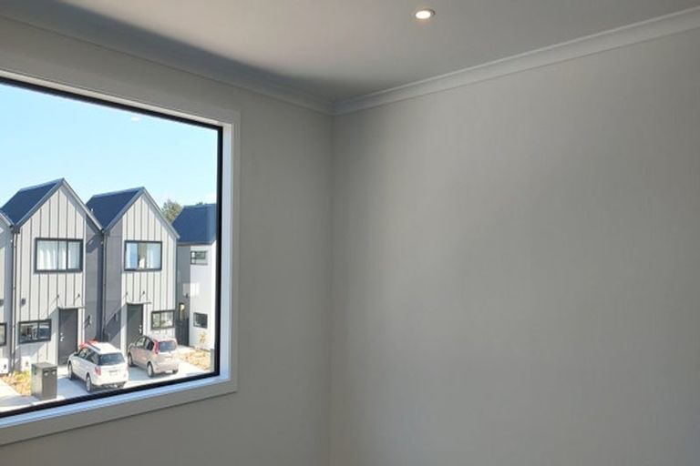 Photo of property in 8 Doug Jensen Street, Wallaceville, Upper Hutt, 5018