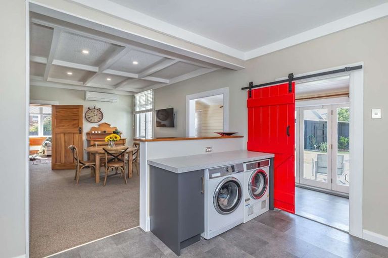 Photo of property in 56 Queenwood Road, Levin, 5510