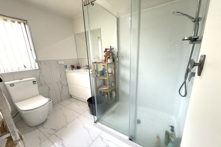 Photo of property in 1/73 Macleans Road, Bucklands Beach, Auckland, 2014