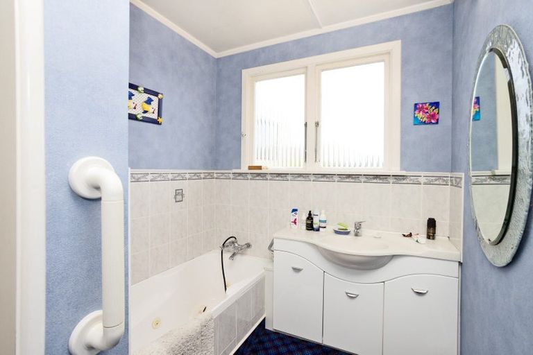 Photo of property in 63 John Street, Strathern, Invercargill, 9812