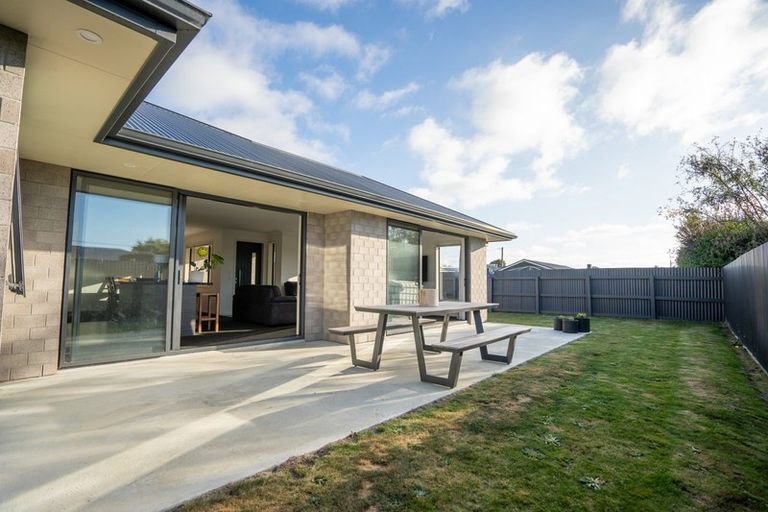 Photo of property in 40 Queen Street, Winton, 9720