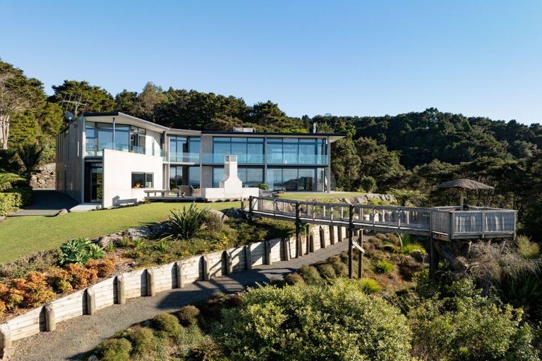 Photo of property in 50 Te Rongo Road, Parua Bay, Whangarei, 0174