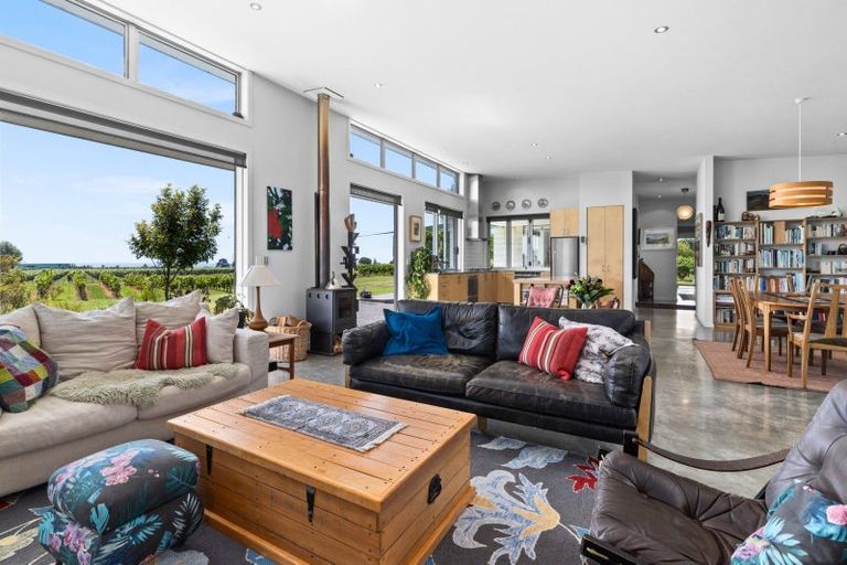 Photo of property in 11 Tirohanga Road, Haumoana, Hastings, 4180