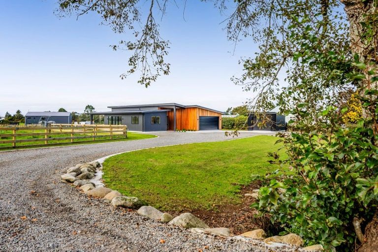 Photo of property in 66 Flint Road West, Stratford, 4332