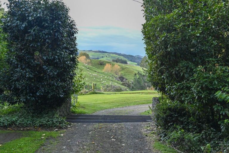 Photo of property in 48 Little Bush Road, Puketitiri, Napier, 4184