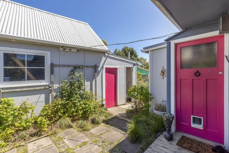 Photo of property in 11 Whanake Street, Titahi Bay, Porirua, 5022