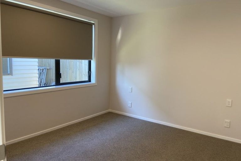 Photo of property in 33 Belt Road, Moturoa, New Plymouth, 4310