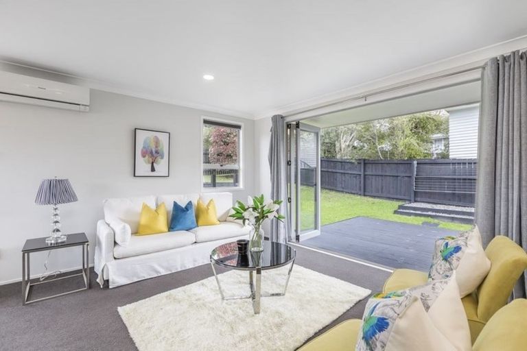 Photo of property in 57 Gledstane Road, Stanmore Bay, Whangaparaoa, 0932