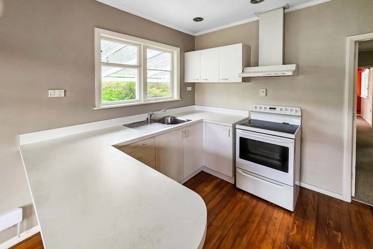 Photo of property in 59 Raukawa Street, Stokes Valley, Lower Hutt, 5019