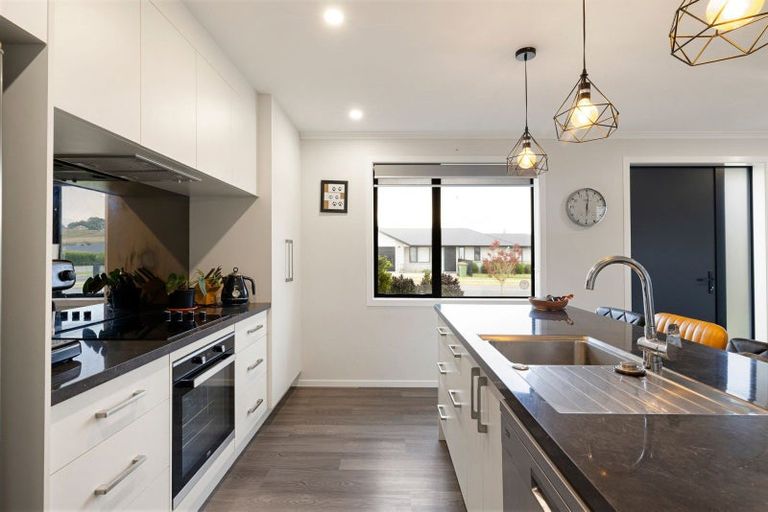 Photo of property in 328 Warburton Crescent, Te Awamutu, 3800