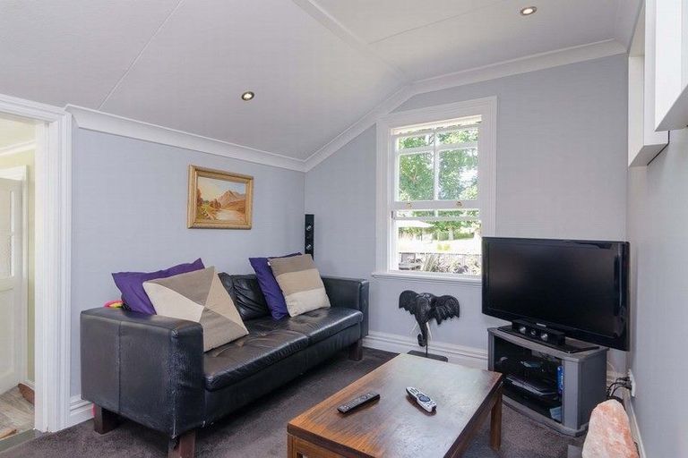 Photo of property in 1033 Masterton Castlepoint Road, Tauweru, Masterton, 5889