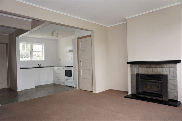 Photo of property in 8 Johnston Street, Foxton, 4814