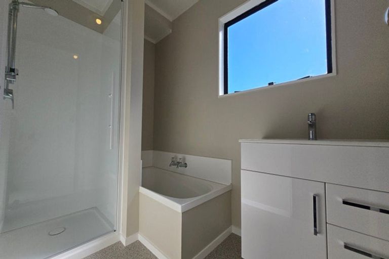 Photo of property in 68 Stokes Valley Road, Stokes Valley, Lower Hutt, 5019