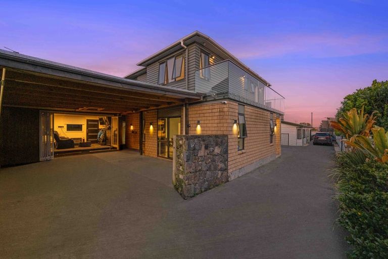 Photo of property in 46 Commissariat Road, Mount Wellington, Auckland, 1060