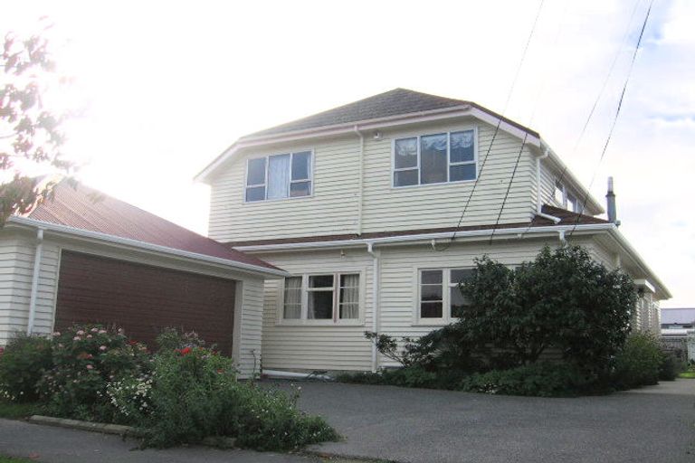 Photo of property in 16 Anderson Grove, Epuni, Lower Hutt, 5011