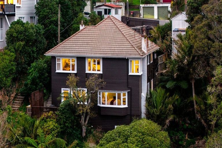 Photo of property in 51 Sefton Street, Wadestown, Wellington, 6012