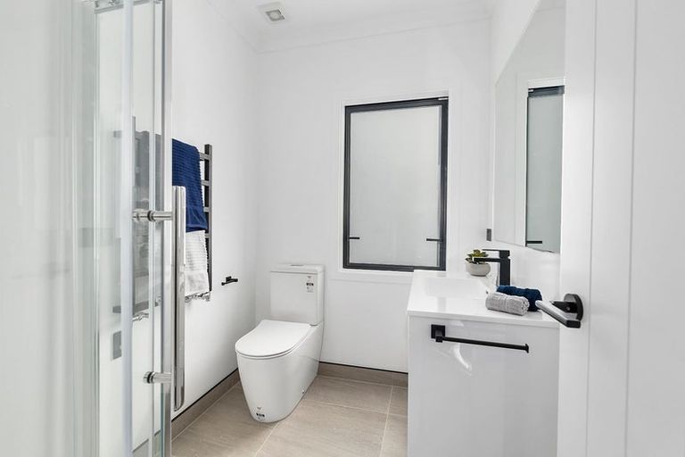 Photo of property in 13 Pacific View, Whitby, Porirua, 5024