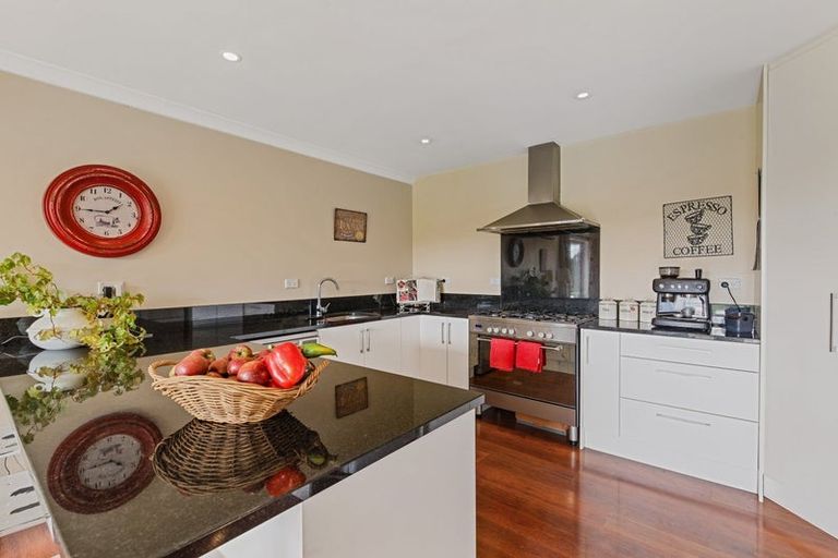 Photo of property in 1238 Two Chain Road, Swannanoa, 7475