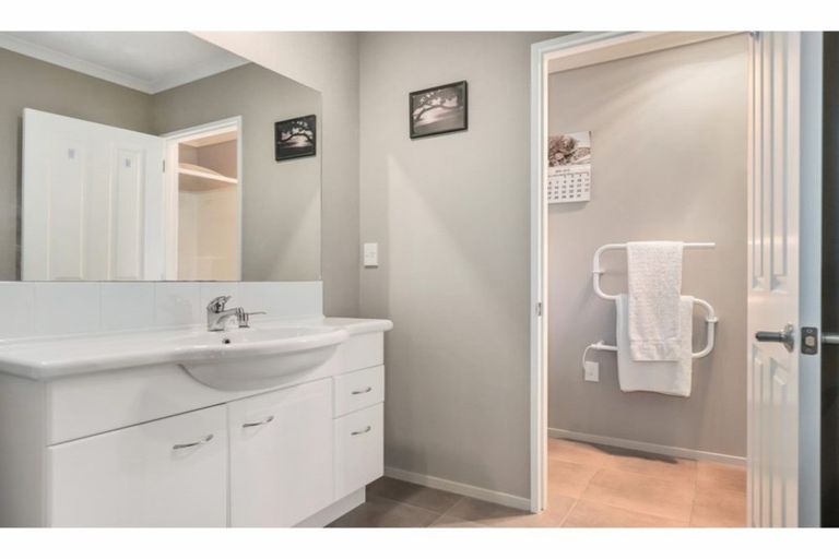 Photo of property in 22 Vogel Place, Te Aroha, 3320