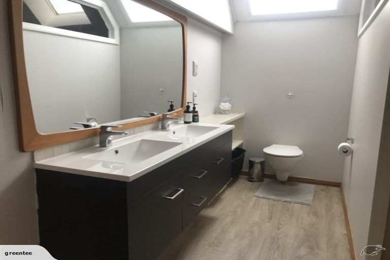 Photo of property in 111 Campbell Street, Karori, Wellington, 6012